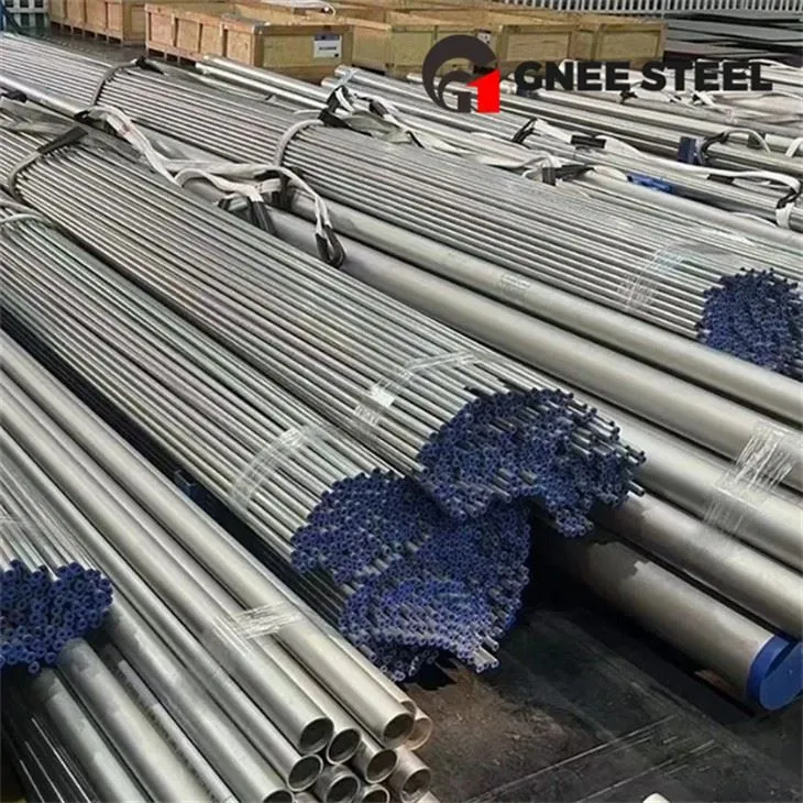 Incoloy Alloy 825 fényes rudak